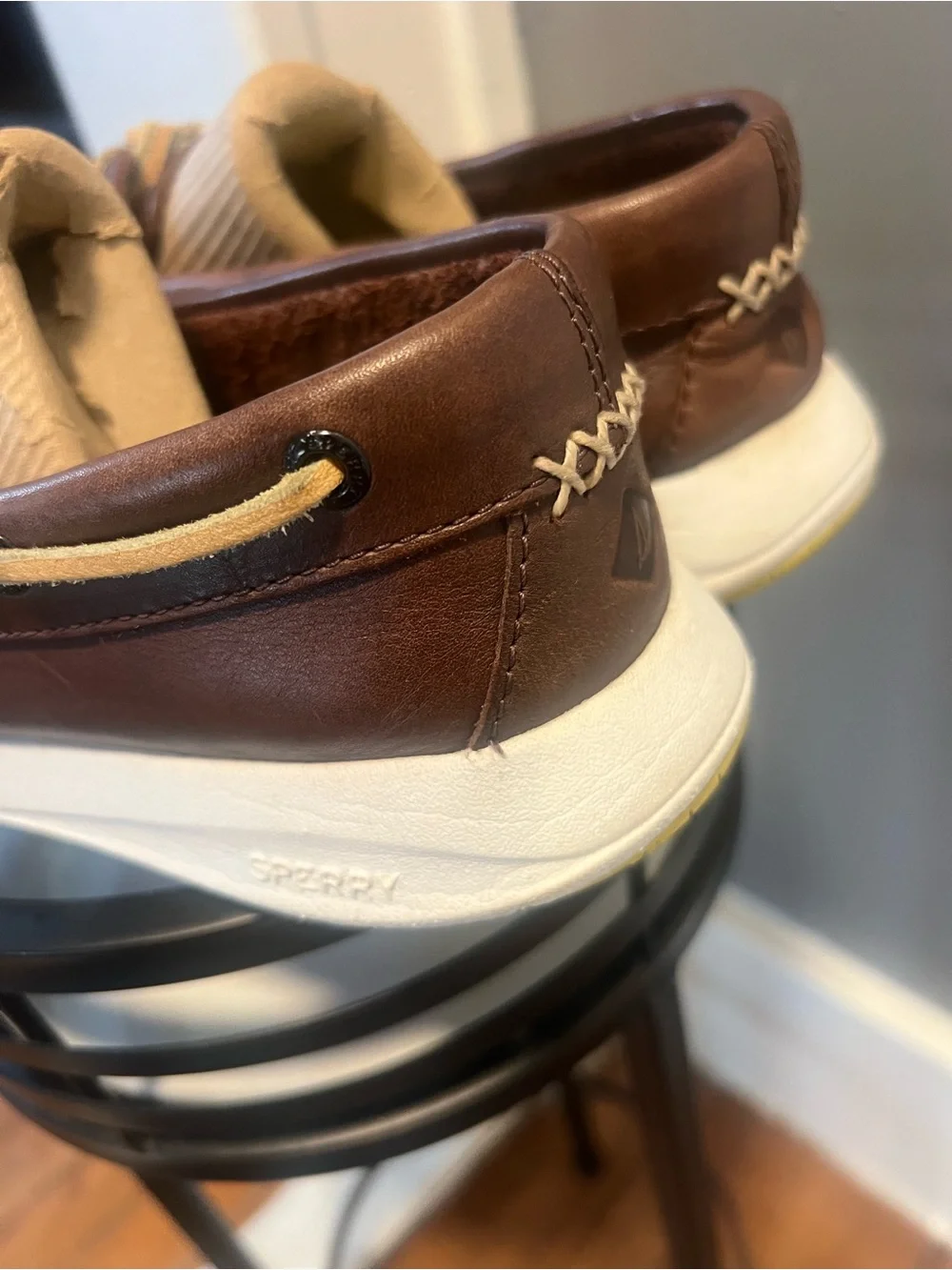 Sperry Dark Brown Leather Boat Shoes with Tan Laces size 10.5